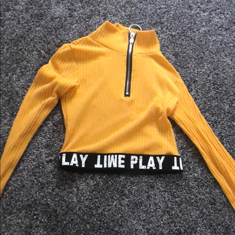 yellow quarterzip, croptop